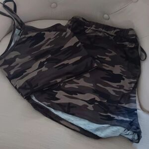 SHEIN Camouflage Tank and Shorts Set